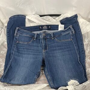 Hollister Women's Distressed Blue Skinny Jeans